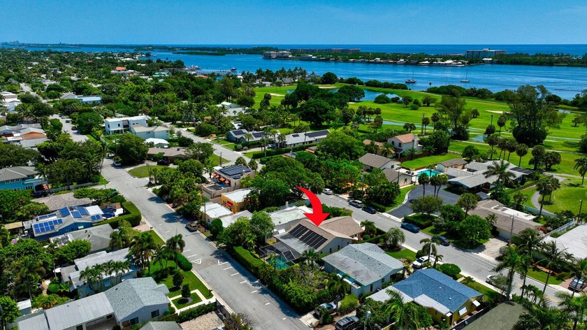 3 bedroom-2 bathroom CBS home with a Saltwater Pool and a Rare 2 - photo 42