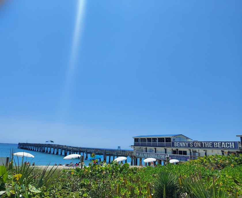 3 bedroom-2 bathroom CBS home with a Saltwater Pool and a Rare 2 - photo 46