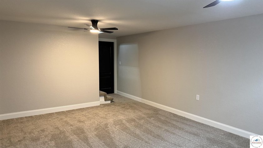 Fully Renovated, Like-New 3 Bedroom, 3 Bath Home with Modern - photo 26