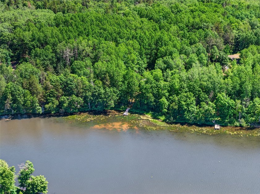 Up North retreat alert! Discover this charming, well-maintained - photo 36