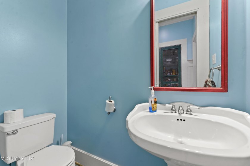 Southern Grace with Bonus Waterfront Lot just minutes from - photo 10