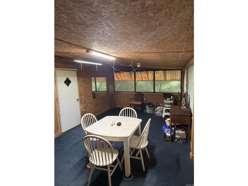 Welcome to the market this 3 bedroom 1.5 bath located on a dead - photo 4