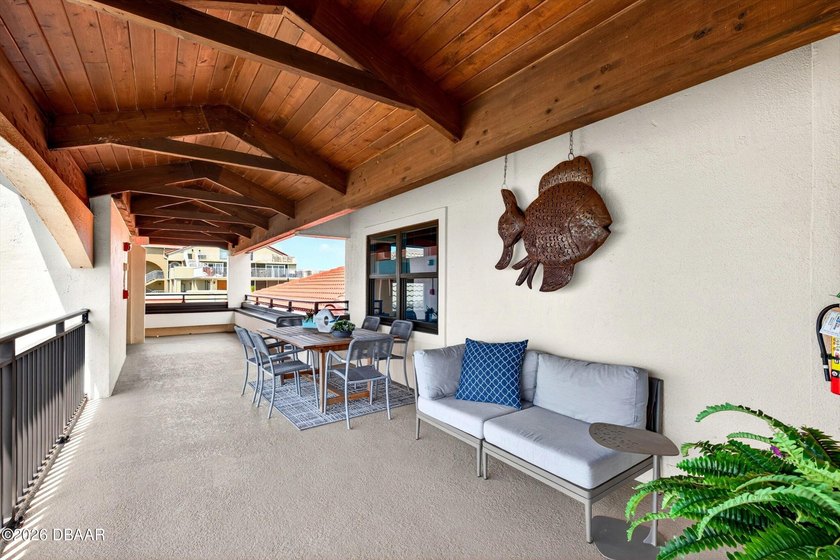 A rare Intracoastal Waterway frontage penthouse offering nearly - photo 8