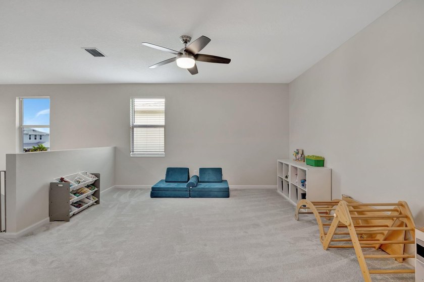 Price Improved! Beautiful CBS 4BR/2.5BA home located in the - photo 22