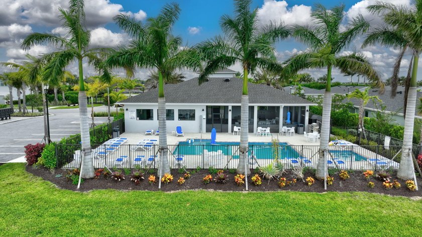 Price Improved! Beautiful CBS 4BR/2.5BA home located in the - photo 39