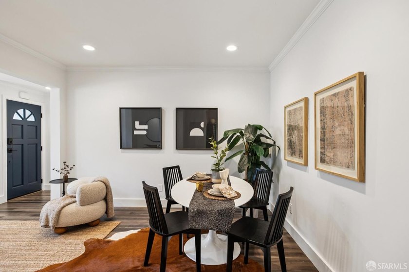 Positioned in the heart of the Marina, 1308 Francisco offers a - photo 9