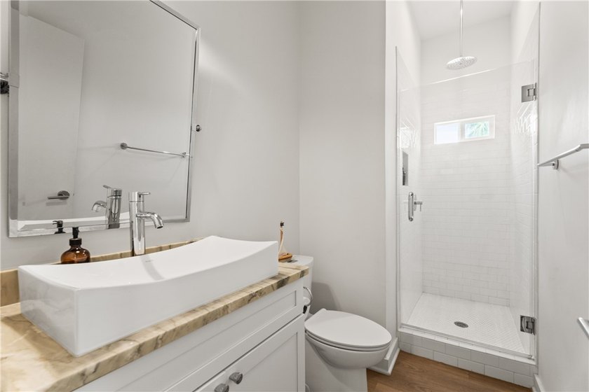Welcome to Clamshell Cottage, a beautifully designed and fully - photo 20