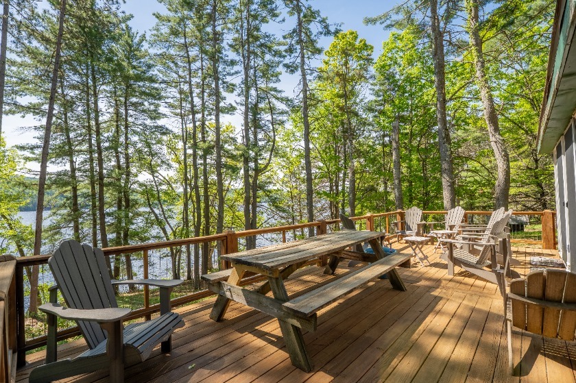 Main House with 6 Cabins &amp; 564' of Lakefront, Mostly Sandy Beach! - photo 9