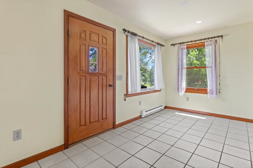 Welcome to 722 Christianson Avenue, a charming bungalow ranch in - photo 7