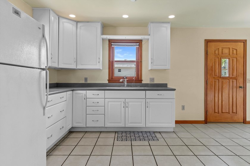 Welcome to 722 Christianson Avenue, a charming bungalow ranch in - photo 8