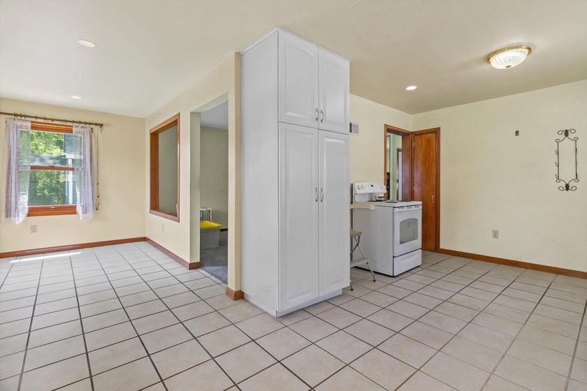 Welcome to 722 Christianson Avenue, a charming bungalow ranch in - photo 10