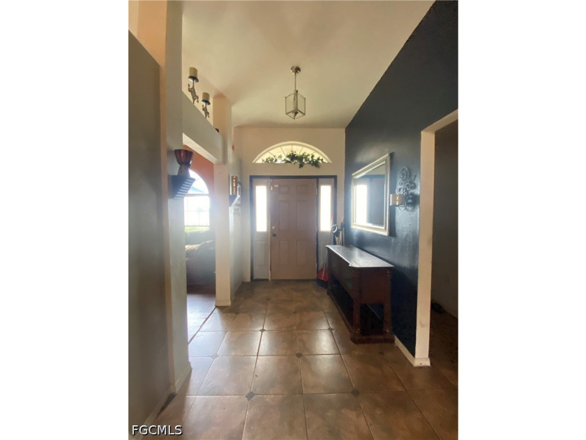 A great opportunity in highly desirable Northwest Cape Coral! - photo 9