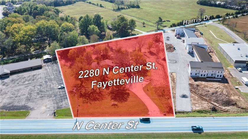 Excellent Development Opportunity! 2.5 flat acres with dual road - photo 2