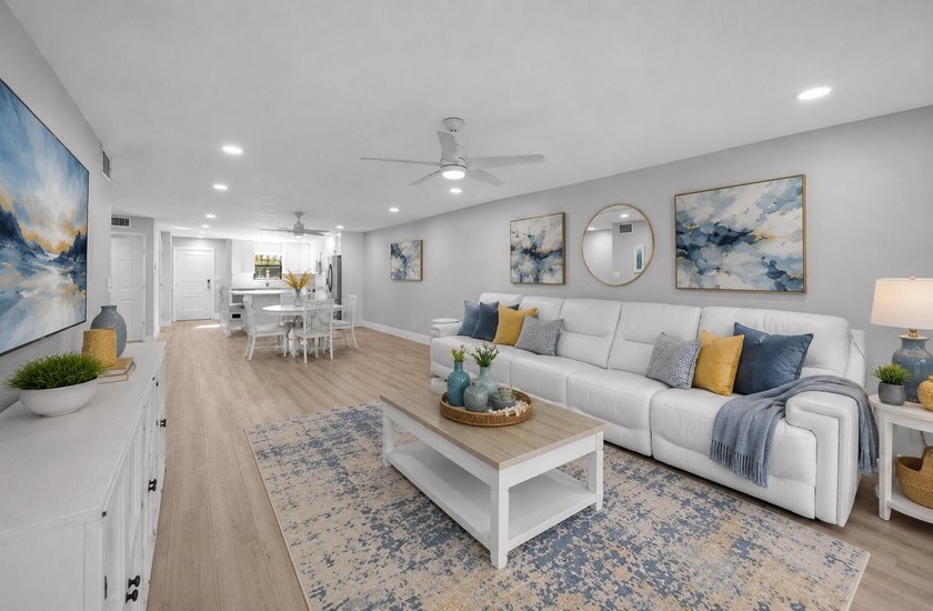 A fully renovated, white-and-bright coastal contemporary retreat - photo 13