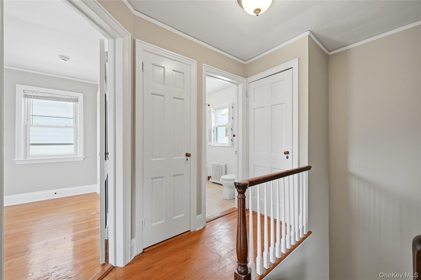Welcome home to this classic 3-bedroom, 1.5 bathroom Colonial - photo 14