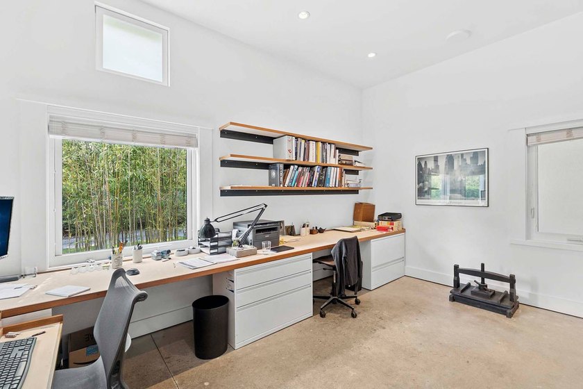 Located on a quiet lane in the heart of Sagaponack Village, this - photo 21