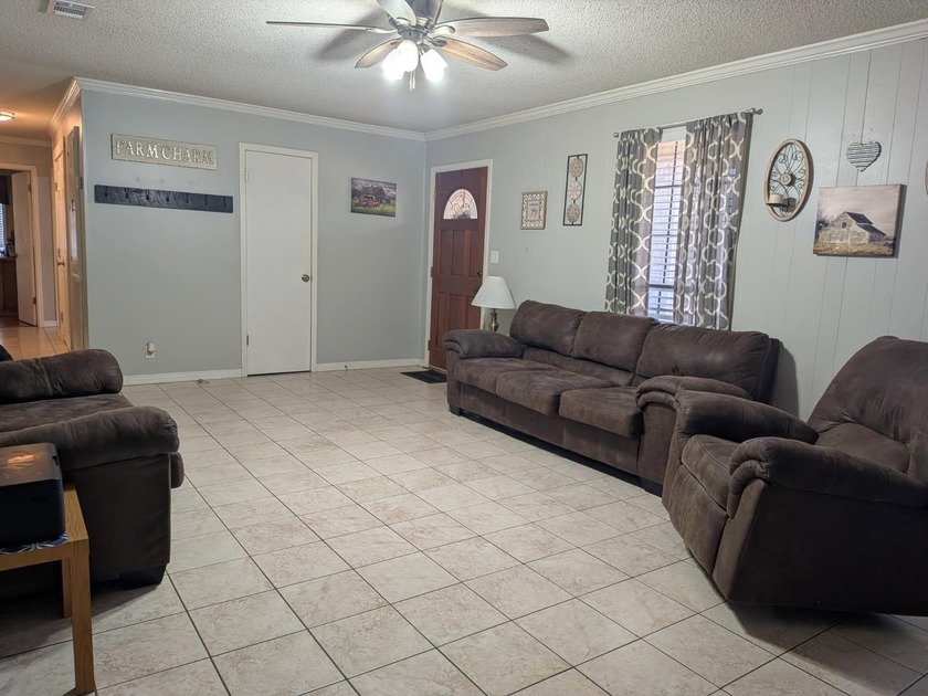 STUNNING PRIVATE ESTATE ON 10 ACRES IN MOOREVILLE SCHOOL - photo 9
