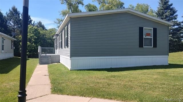 Beautiful 3 bedroom 2 full bath home with large master suite in - photo 2