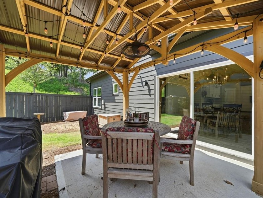 Sophistication meets the relaxed charm of lake living. This - photo 32