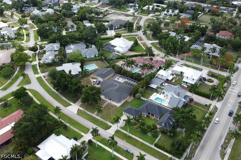 Welcome to this fabulous estate home located in one of the - photo 38