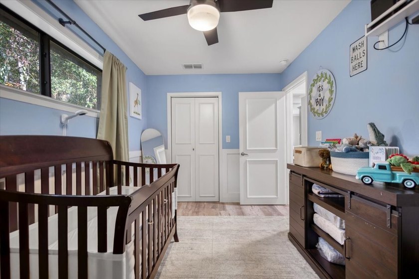 Welcome to a lake view haven where four bedrooms, three baths - photo 19