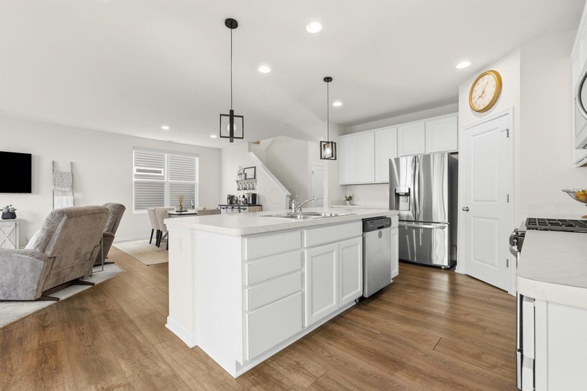 Welcome to this beautifully maintained, move-in-ready home that - photo 8
