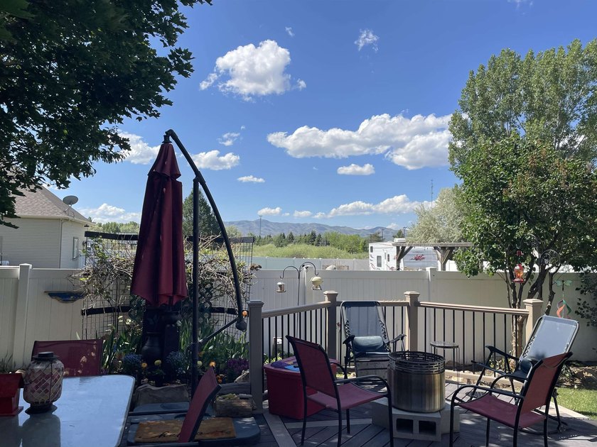 Looking for a home that works as hard as you do? This spacious - photo 40