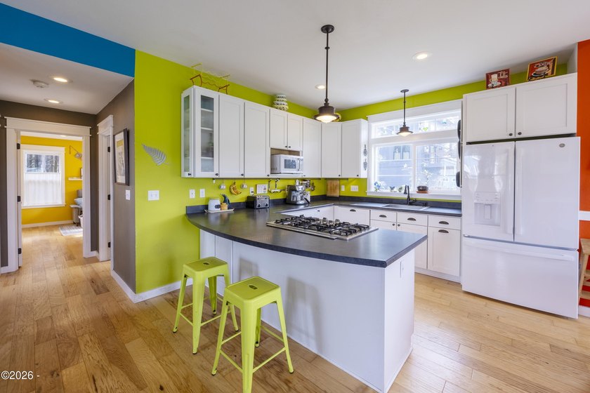 This charming cottage with lots of fun features on a .66-acre - photo 6