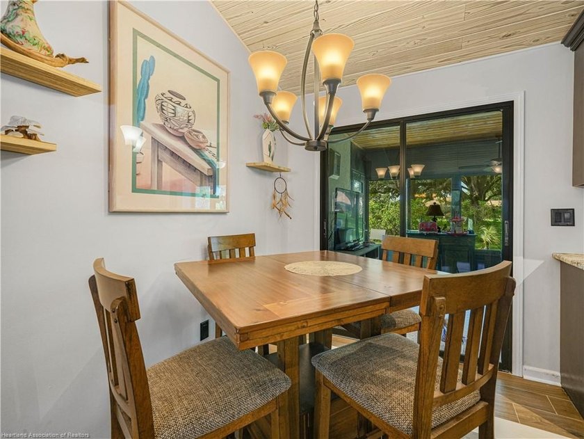 Worry-free living starts with a 2022 roof, 2023 A/C, and - photo 7