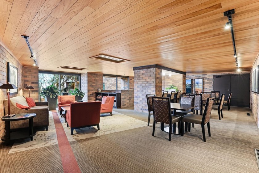 Enjoy living right on Loring Green, in this beautifully updated - photo 10