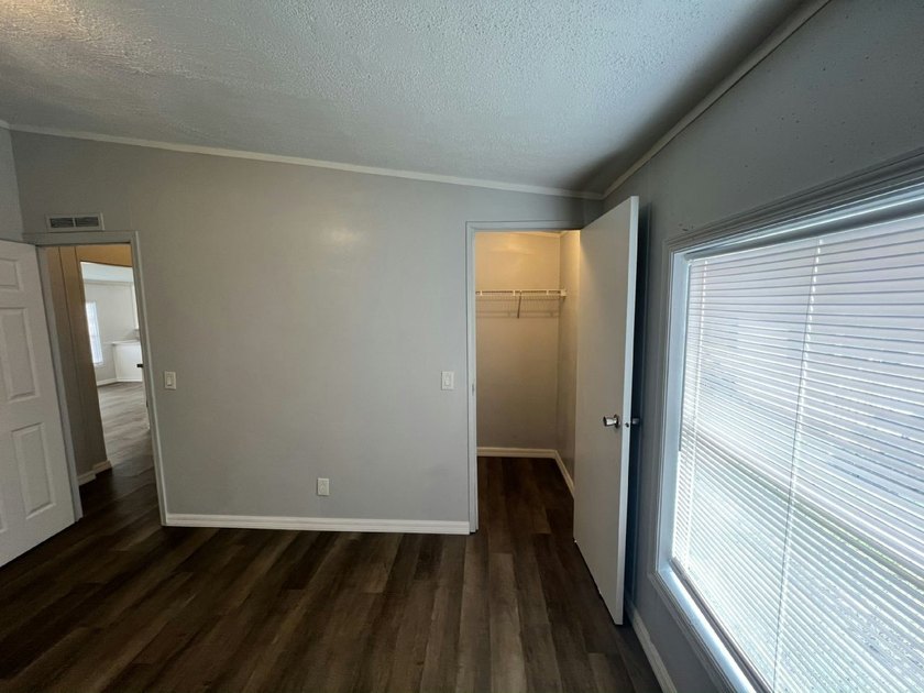 Own your own home in a quiet, well-maintained neighborhood! This - photo 17