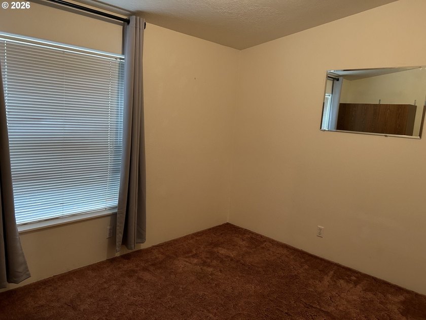 1400 SQ FT Manufactured home. 3 bedrooms, 2 bath, with vaulted - photo 23