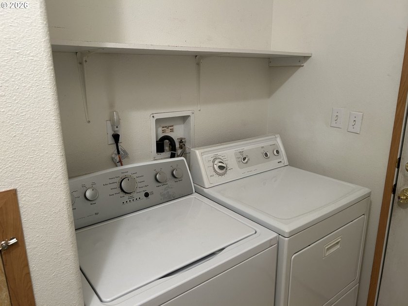 1400 SQ FT Manufactured home. 3 bedrooms, 2 bath, with vaulted - photo 27