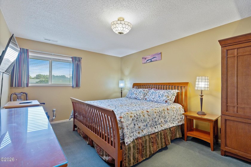 Wake up to sweeping ocean views from this 3rd floor oceanfront - photo 10