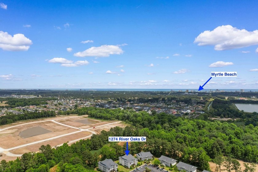 This top-floor 3-bedroom condo has the kind of charm and warmth - photo 33