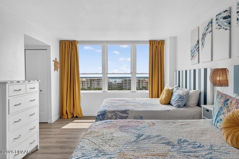 Ocean-to-River Views in Fully Remodeled Oceans Seven Condo. Wake - photo 5