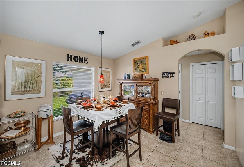 Move-in ready 3-bedroom, 2-bath home offering 1,557 square feet - photo 6