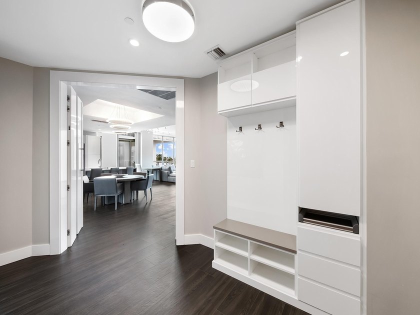 Sophisticated waterfront condo in the heart of Fort Lauderdale - photo 12