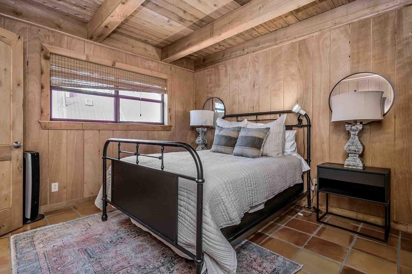 Experience the beauty of lakeside living in this stunning - photo 15