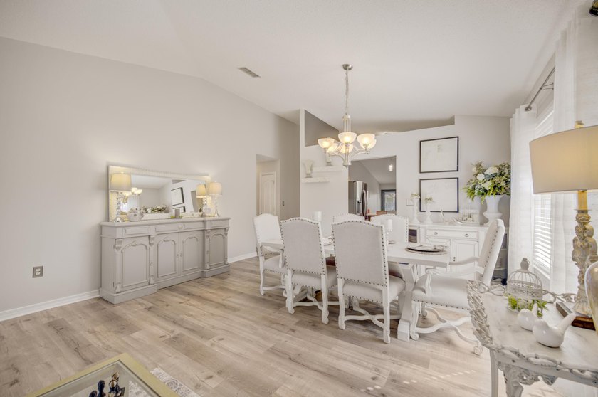 Set within the desirable Driftwood Estates community of Santa - photo 20