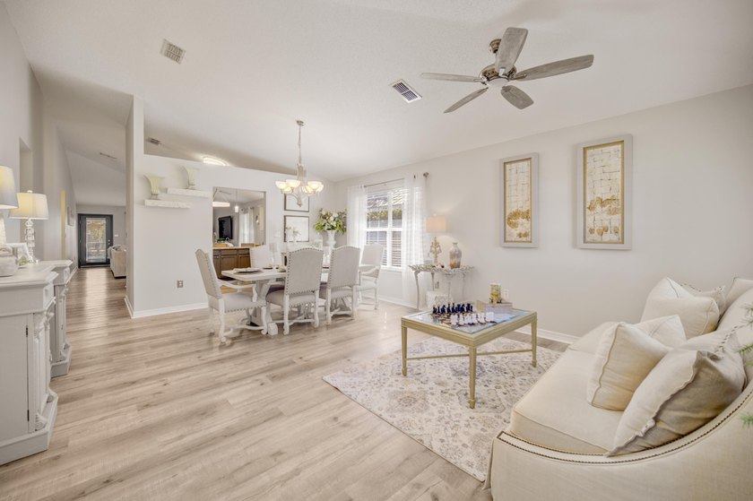 Set within the desirable Driftwood Estates community of Santa - photo 21