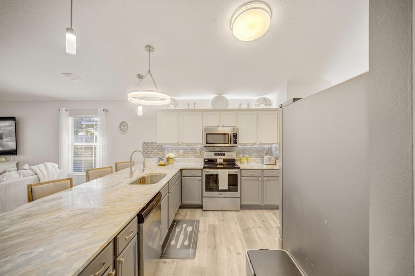 Set within the desirable Driftwood Estates community of Santa - photo 25