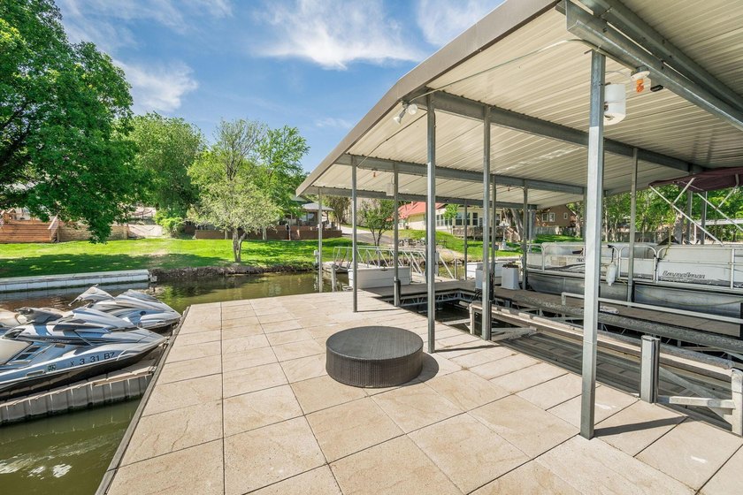 Experience the beauty of lakeside living in this stunning - photo 31