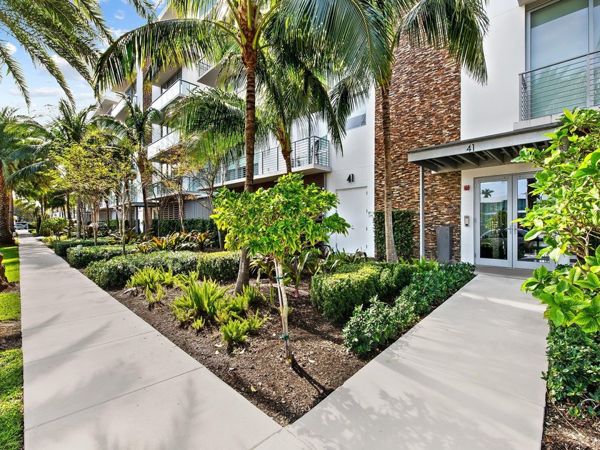 Sophisticated waterfront condo in the heart of Fort Lauderdale - photo 39