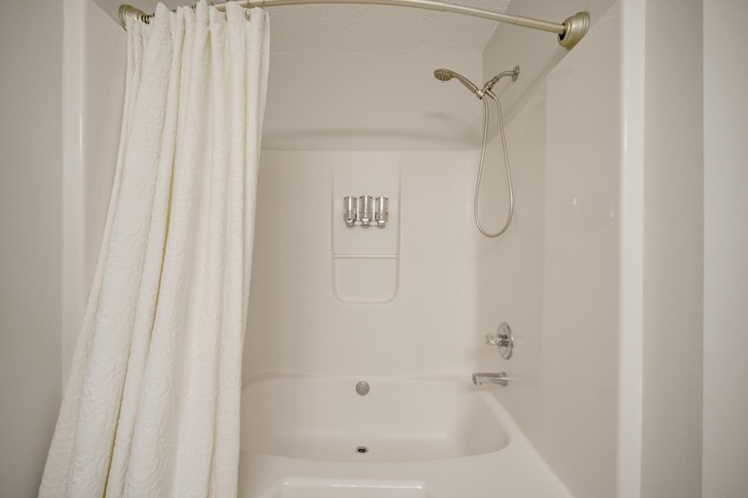 Set within the desirable Driftwood Estates community of Santa - photo 41