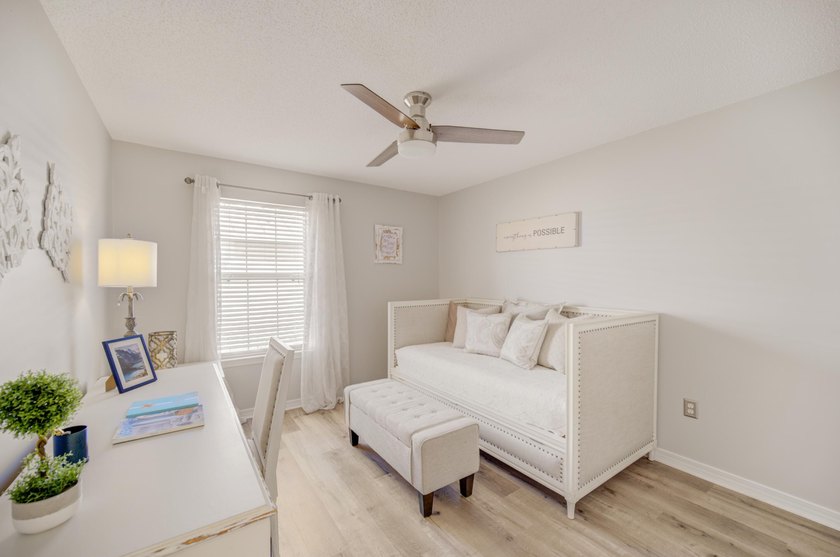 Set within the desirable Driftwood Estates community of Santa - photo 46