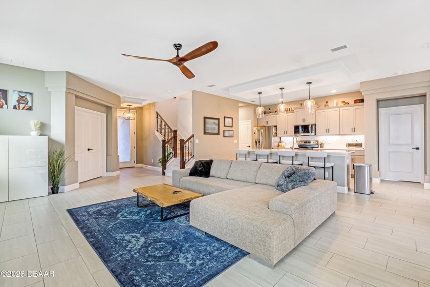 Discover a spacious contemporary home perfectly zoned for the - photo 6