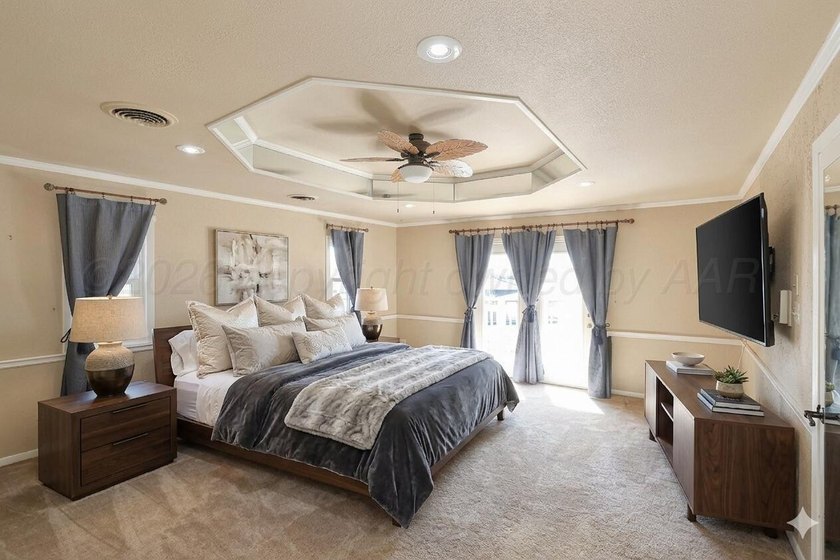 Welcome to a masterclass in craftsmanship at 19 Southridge Drive - photo 22