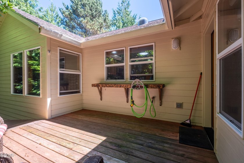 Award Winning Little Whale Cove Community! Spacious one level - photo 37
