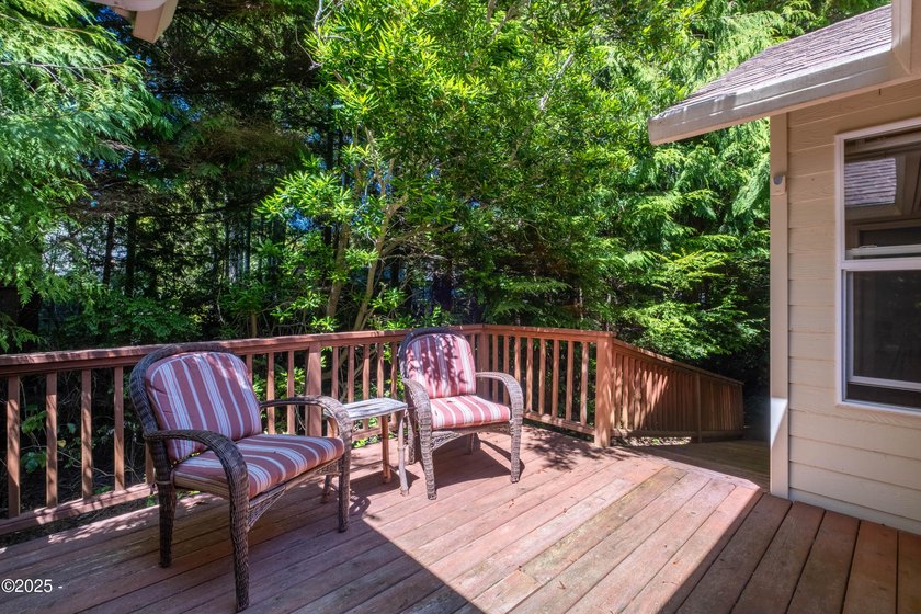 Award Winning Little Whale Cove Community! Spacious one level - photo 38